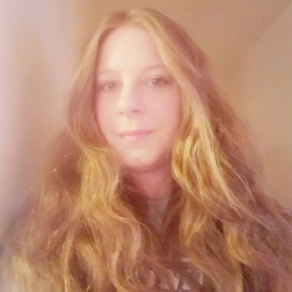 Meet your Posher, Liz